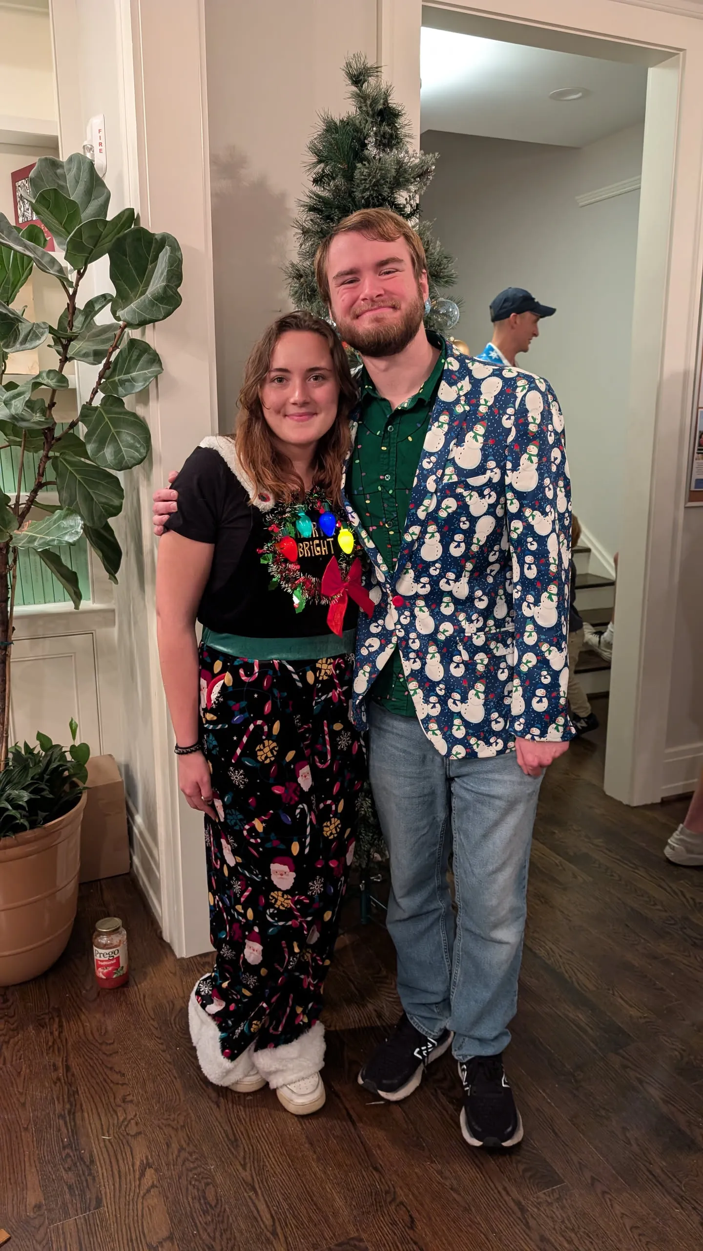 Pull-apart Christmas tree bread